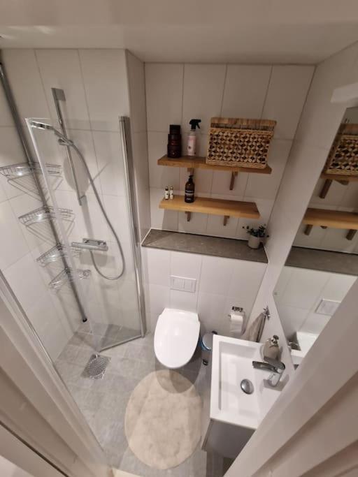 Modern Room With Bathroom, No Kitchen And Your Own Entrance Stockholm Ngoại thất bức ảnh